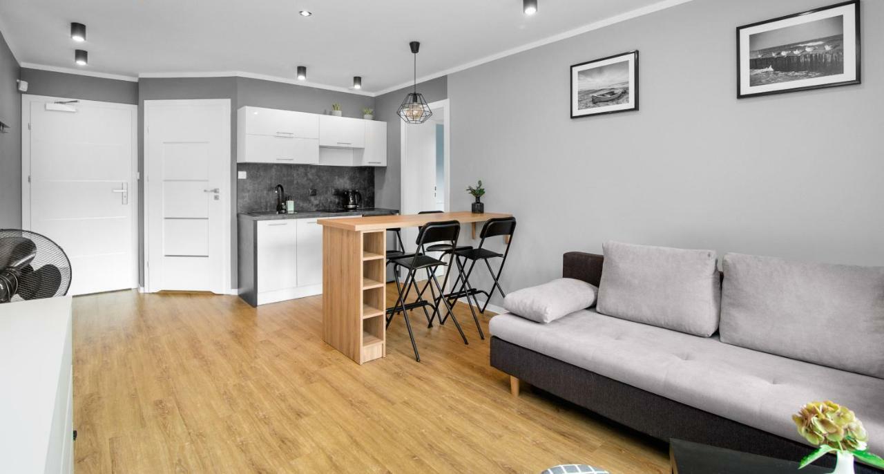 Apartamenty Szafir Stegna ステグナ エクステリア 写真